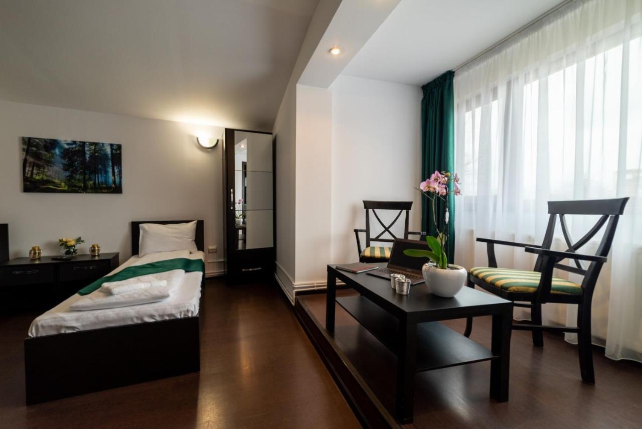 Escala Rooms Ghimbav Extérieur photo